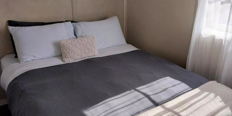 Mt Lyell (Back Cabin) - Accommodation Brisbane 1