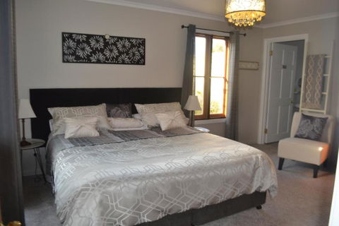 Mulberry Cottage Unique B&B Accommodation - Accommodation Brisbane 1