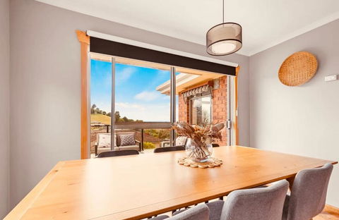 Natural & Relax House In Ulverstone - Accommodation Brisbane 3