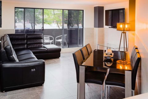 Nautilos On The Harbour - Accommodation Brisbane 2