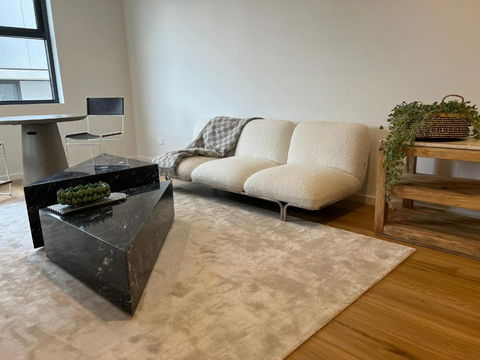 NEW BOUTIQUE 1bd Apt - Accommodation Brisbane 2