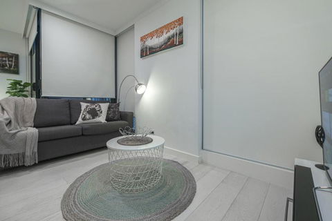 Next To Royal Hospital And Mel Uni 1br - Accommodation Brisbane 3
