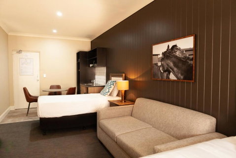 Nightcap At Archer Hotel - Accommodation Brisbane 2