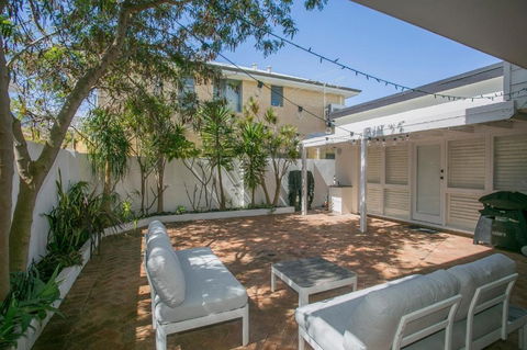 NOR214 - Northstead Coastal Charm - Accommodation Brisbane 0