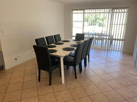 Ocean Keys Family Accommodation - Accommodation Brisbane 2