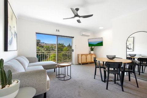 Ocean Spray 8 - Accommodation Brisbane 2