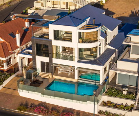 Ocean View Villa With Pool Spa & Cinema - Accommodation Brisbane 0