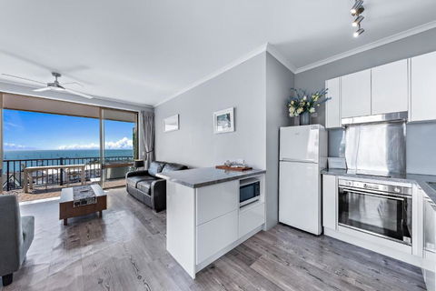 OCEAN VIEWS 16 Pool & Spa Wi-FI - Accommodation Brisbane 2
