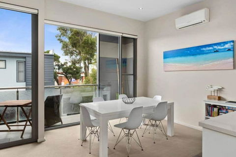 OG- By The Sea, 400m To Beach - Accommodation Brisbane 3