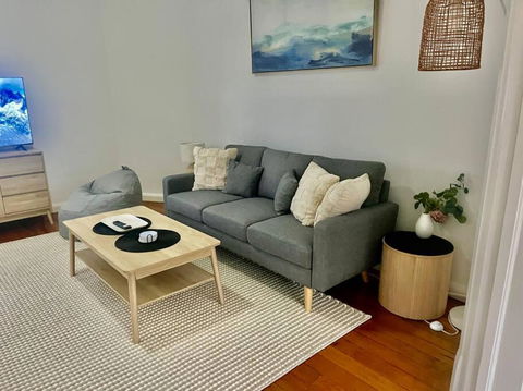 One Bed Apartment - Coogee Beach - Accommodation Brisbane 2