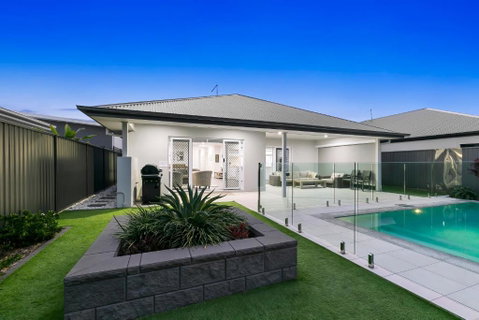 OSPREY ISLAND RETREAT - Accommodation Brisbane 0