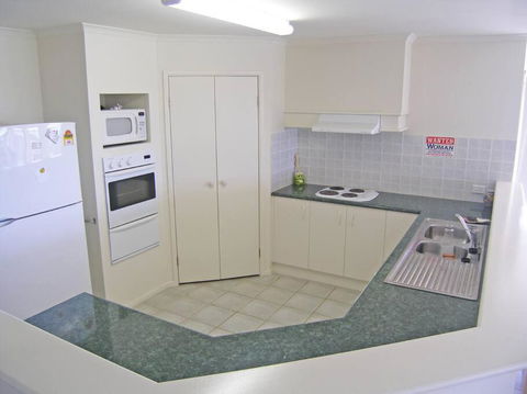 ORSO1O - Water View House - Accommodation Brisbane 2