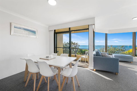 Pacific Retreat - Accommodation Brisbane 2