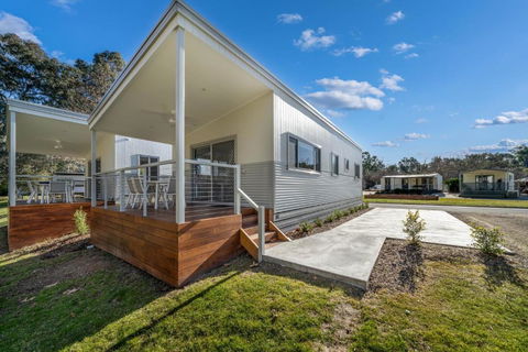 Painters Island Holiday Park - Accommodation Brisbane 0