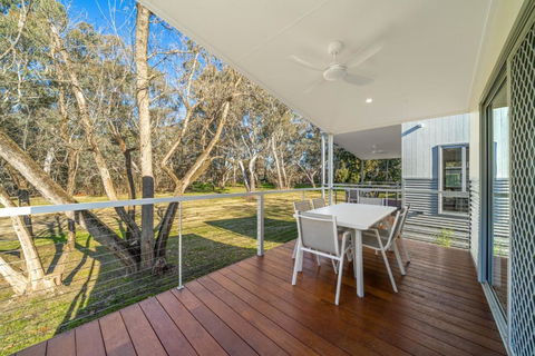 Painters Island Holiday Park - Accommodation Brisbane 1
