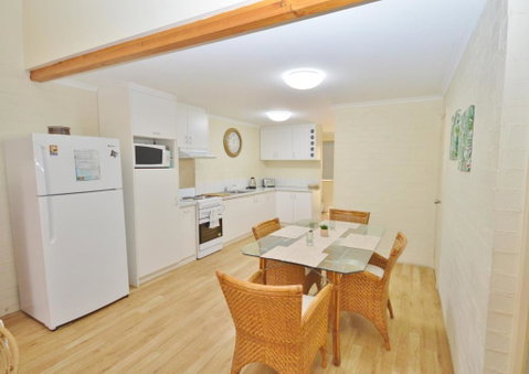 Palm Garden Apartment - Kalbarri WA - Accommodation Brisbane 3