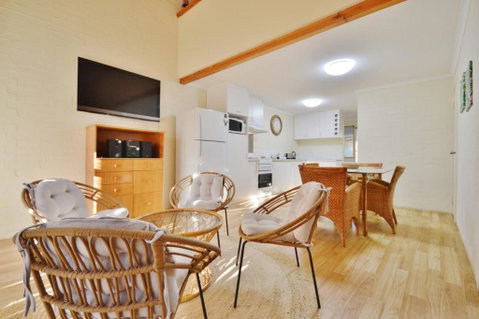Palm Garden Apartment - Kalbarri WA - Accommodation Brisbane 1