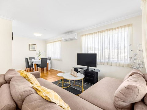 Peaceful 3BR Comfy Unit Sunnybank Near Everything - Accommodation Brisbane 2