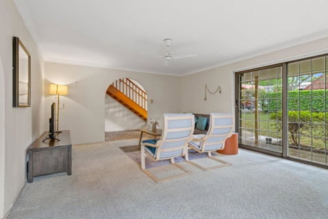 Peaceful 4BR At Sunnybank CBD With 2Parking Yard And Mall - Accommodation Brisbane 2