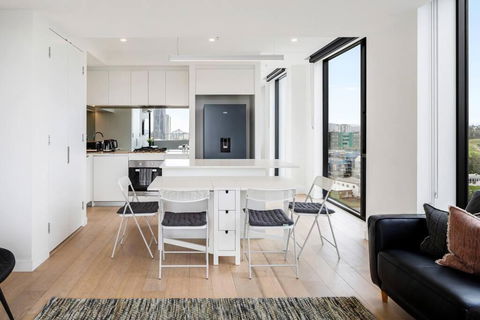 Perfect Haven In Spring Hill 2B1B And Parking - Accommodation Brisbane 1