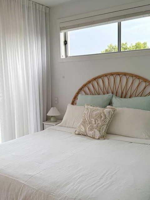 Perfect Summer Lake House - Accommodation Brisbane 2