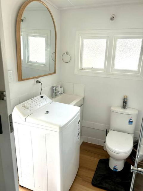 Pine Cottage - Accommodation Brisbane 2