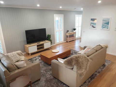 Play@Lakes - Accommodation Brisbane 0