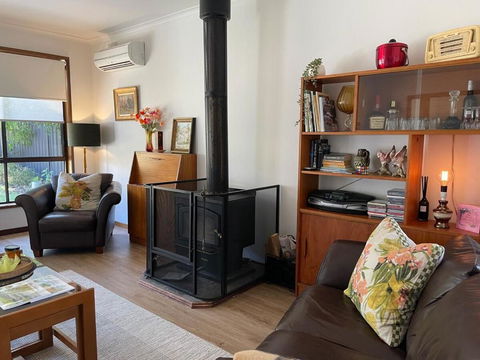 Poppies Clunes - Accommodation Brisbane 1