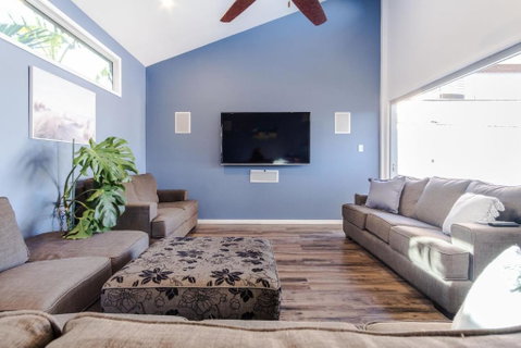 Pet Friendly House Opposite Bokarina Beach - Accommodation Brisbane 2