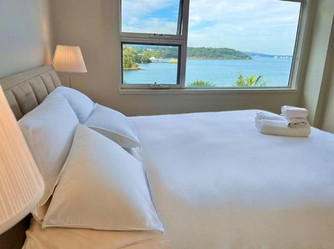 RAG05 - Mosman Exclusive Waterfront Luxury Living - Accommodation Brisbane 1