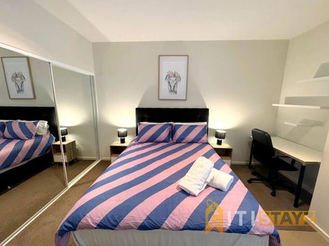 Pretty Penthouse - Close To ANU - Accommodation Brisbane 3