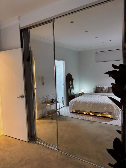 Private Room With Balcony - Accommodation Brisbane 2