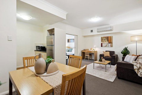Prized Perth Retreat 1BDR - Accommodation Brisbane 3