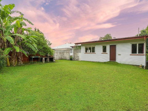 Quiet 4BR Haven Home With Green Surroundings - Accommodation Brisbane 1