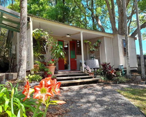 Quirky Cottage In Centre Of Maleny, Walk Everywhere - Accommodation Brisbane 0