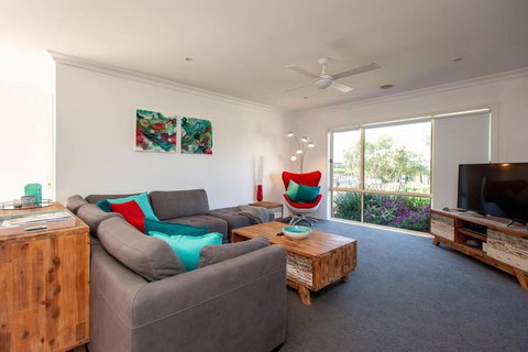 R&R By The Bay In Prime Location - Accommodation Brisbane 2