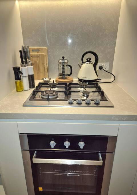 Radiance Residence RnR - Accommodation Brisbane 2