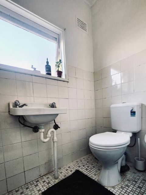 Rear Garden Suite - Accommodation Brisbane 3
