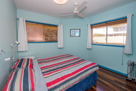 At Cylinder Unit 2 - Accommodation Brisbane 2