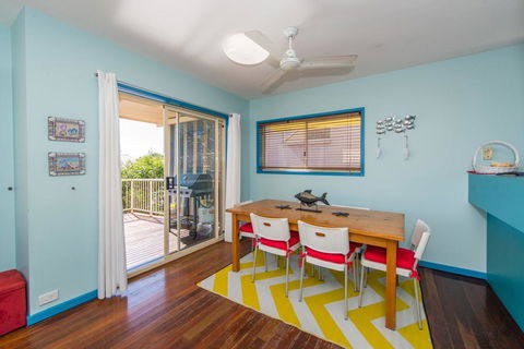 At Cylinder Unit 2 - Accommodation Brisbane 1