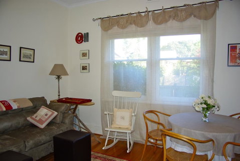At Eleven - La Petite Maison - Accommodation Brisbane 0