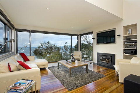 Azure - Accommodation Brisbane 0