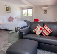Balconies Lakeside - Accommodation Brisbane
