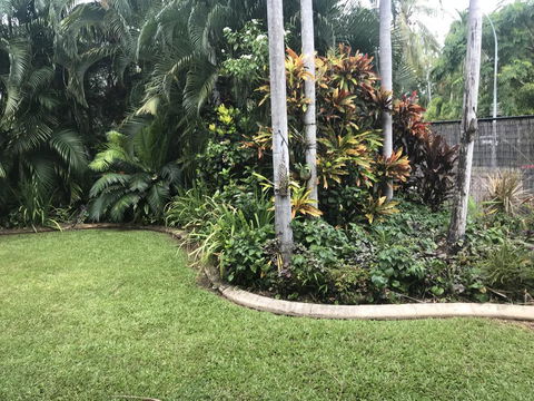 Bali Inspired Hideaway With Tropical Villa & Plunge Pool - Accommodation Brisbane 2