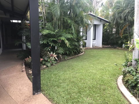 Bali Inspired Hideaway With Tropical Villa & Plunge Pool - Accommodation Brisbane 1