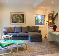 Balmoral Retreat a Garden Haven 2 Min to Beach - Accommodation Brisbane