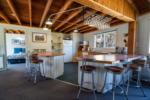 Banjo's Chalet, Alpine-getaways - Accommodation Brisbane 2