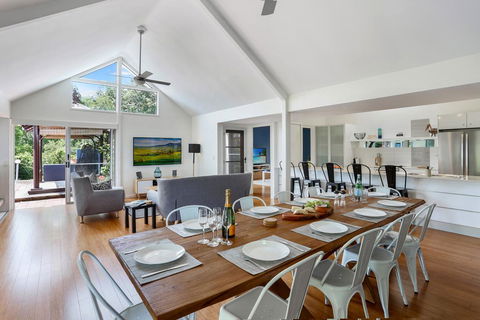 Baringa - Noosa Hinterland - Accommodation Brisbane 1