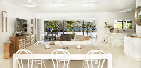 Bathers Across The Bay From Port Douglas - Accommodation Brisbane 1
