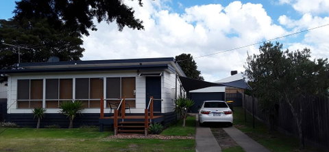 Bay Bell Cottage - Accommodation Brisbane 3